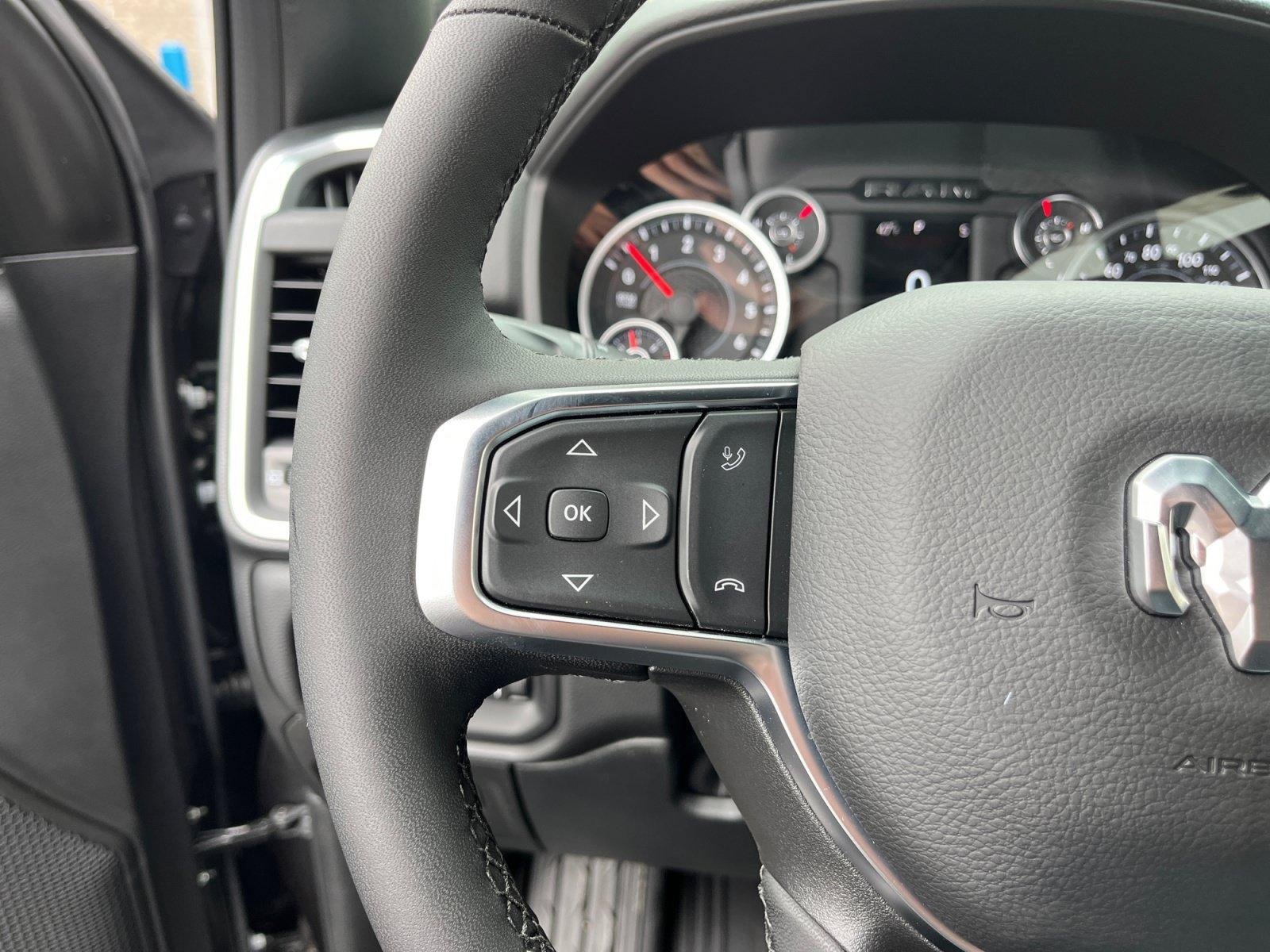 New 2026 RAM 1500 Big Horn AWD/4WD image 17