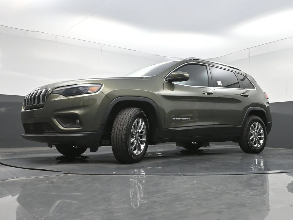 Used 2021 Jeep Cherokee Latitude Lux w/ Comfort/Convenience Group AWD/4WD image 25