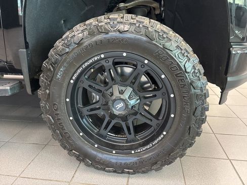 Used 2022 Chevrolet Silverado 1500 High Country AWD/4WD image 9