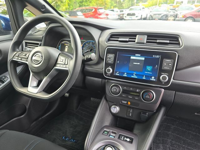 Used 2025 Nissan Leaf S FWD image 7