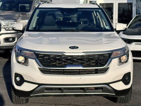Used 2021 Kia Seltos S image 2