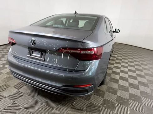 Used 2023 Volkswagen Jetta S FWD image 5
