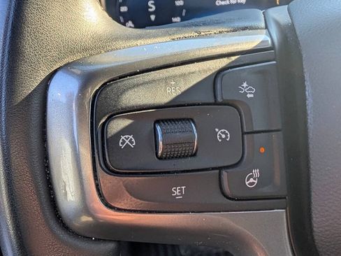 Used 2025 Chevrolet Silverado 1500 LT AWD/4WD image 22