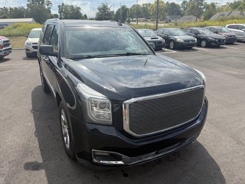 Used 2015 GMC Yukon Denali w/ Premium Package image 4