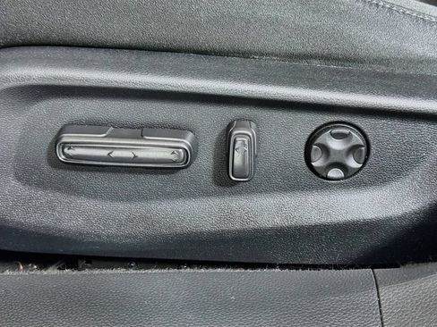 Used 2018 Honda Accord EX image 16
