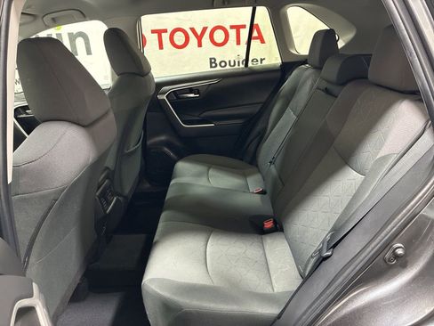 Used 2023 Toyota RAV4 XLE AWD/4WD image 19