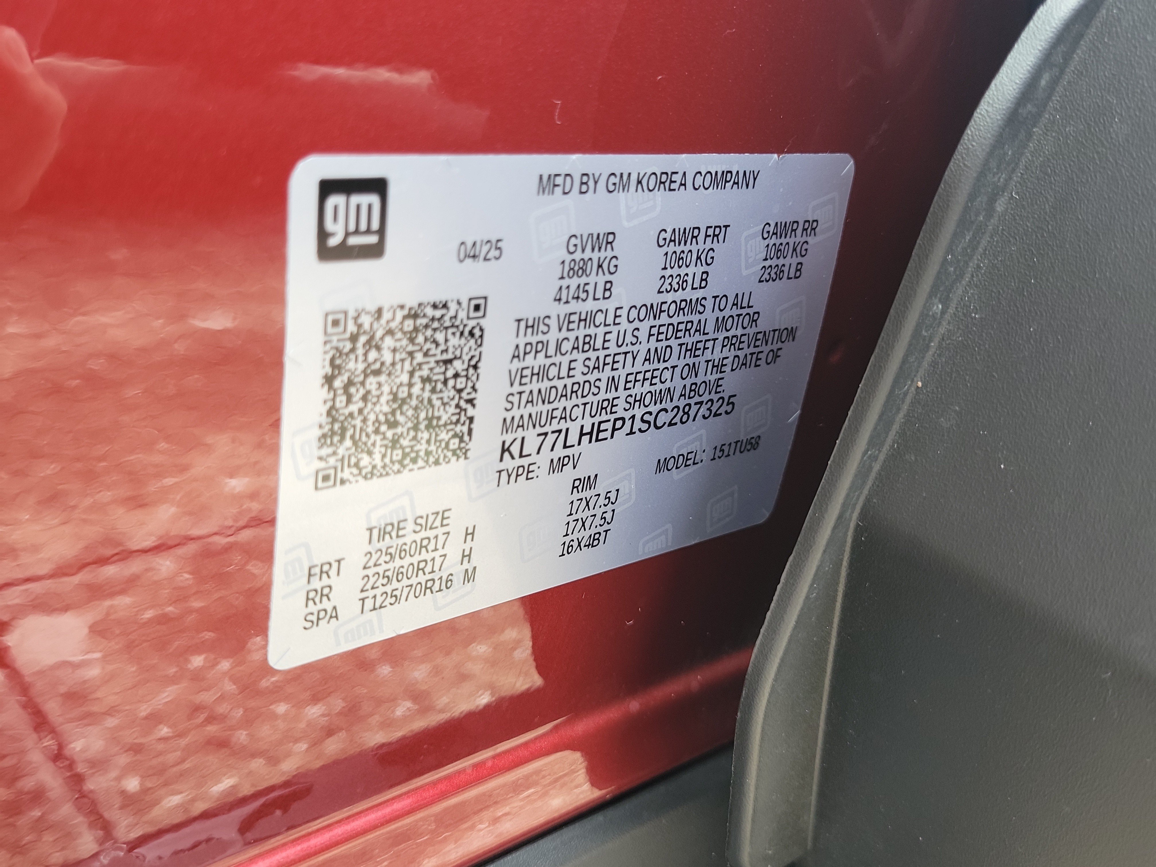 Used 2025 Chevrolet Trax LT w/ LT Convenience Package FWD image 30
