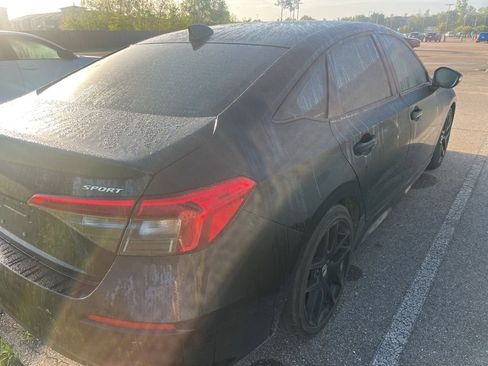 Used 2024 Honda Civic Sport image 3