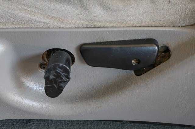 Used 1999 Ford F550 4x4 Regular Cab Super Duty image 12