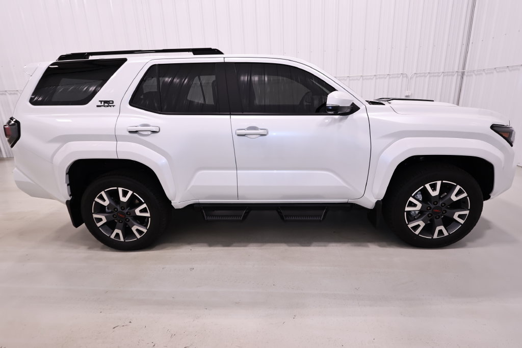 Used 2026 Toyota 4Runner TRD Sport Premium AWD/4WD image 2