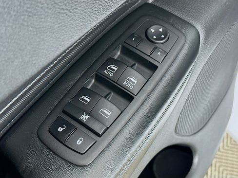 Used 2022 Dodge Durango GT AWD/4WD image 17