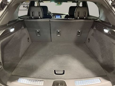 Used 2022 Cadillac XT4 Sport w/ Safety Alert Package AWD/4WD image 33