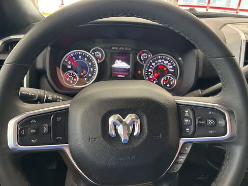 Certified 2025 RAM 2500 Big Horn AWD/4WD image 36