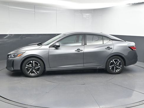 Certified 2024 Nissan Sentra SV image 5