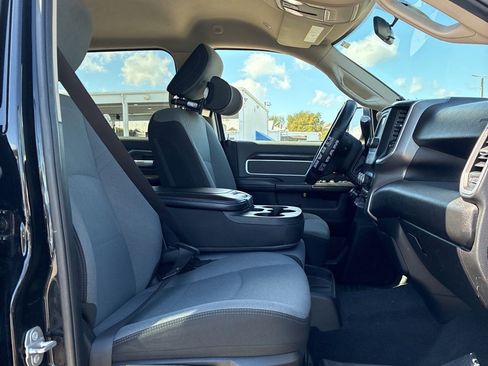 Used 2019 RAM 3500 Big Horn image 7