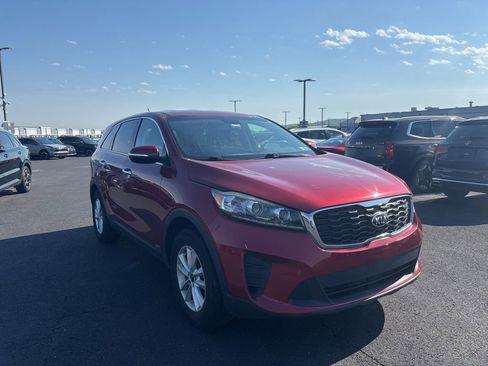 Used 2019 Kia Sorento AWD image 1