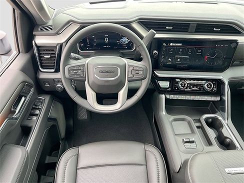 New 2026 GMC Sierra 2500 Denali image 16