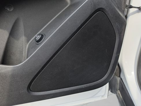 Used 2024 Chevrolet Equinox LT FWD image 22