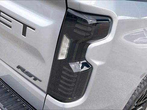 Certified 2024 Chevrolet Silverado 1500 RST image 29