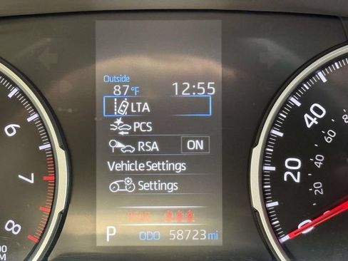 Used 2022 Toyota RAV4 LE AWD/4WD image 23