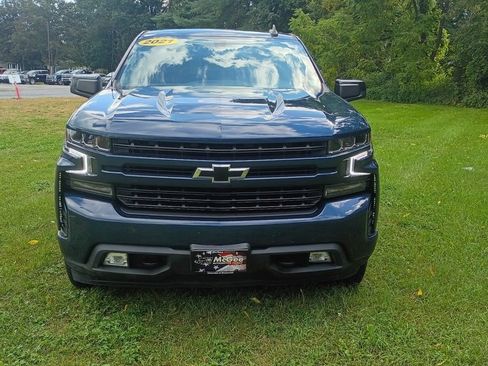 Used 2021 Chevrolet Silverado 1500 RST w/ Convenience Package II AWD/4WD image 2