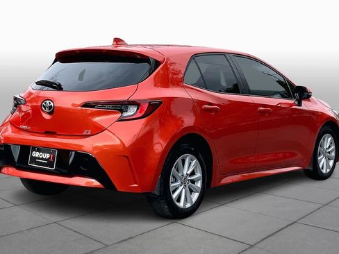 Used 2025 Toyota Corolla SE image 12