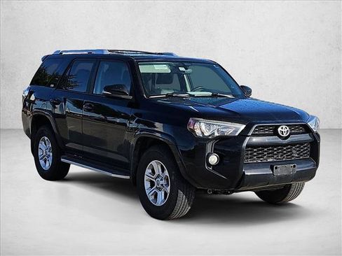 Used 2016 Toyota 4Runner SR5 Premium RWD image 3