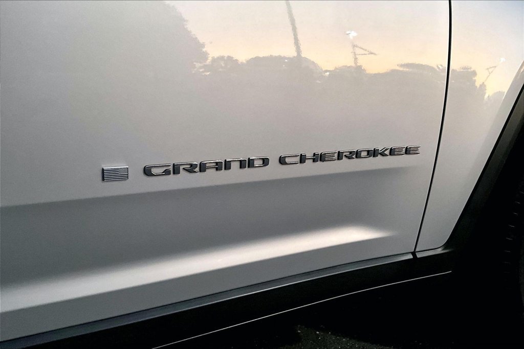 Used 2021 Jeep Grand Cherokee L Limited w/ Luxury Tech Group II AWD/4WD image 27