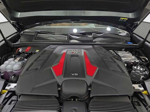 New 2026 Audi RS Q8 performance image 29