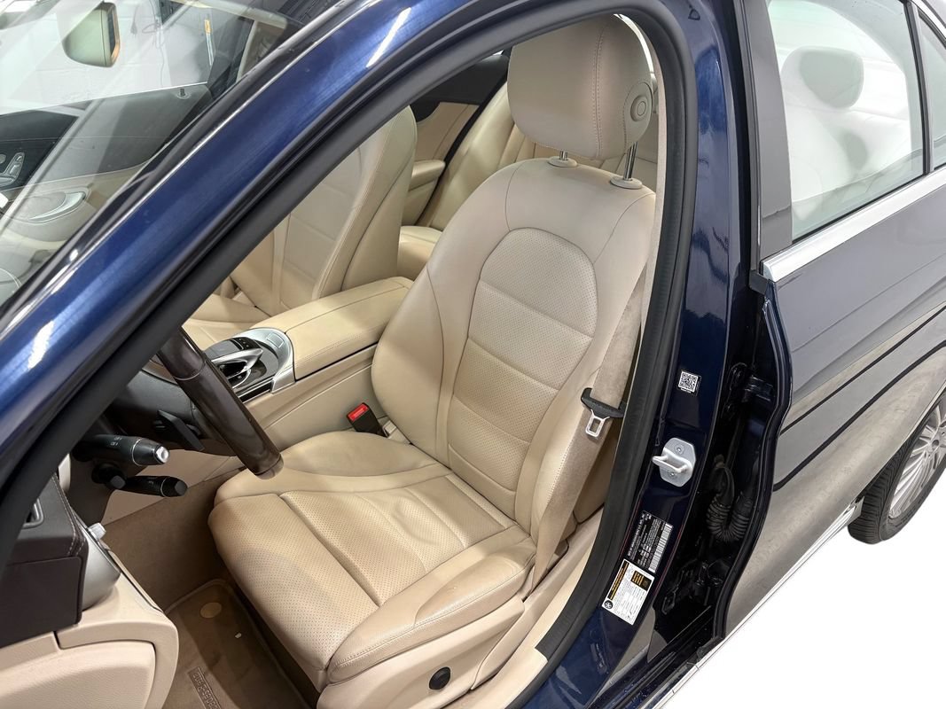 Used 2016 Mercedes-Benz C 300 4MATIC Sedan image 11