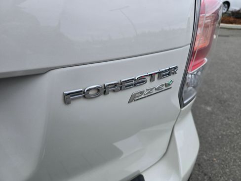 Used 2017 Subaru Forester 2.5i w/ Popular Package #2A AWD/4WD image 10