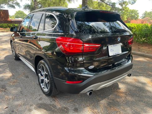 Used 2017 BMW X1 sDrive28i FWD image 3