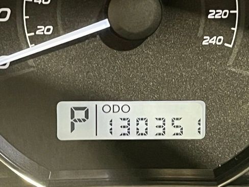 Used 2013 Subaru Forester 2.5X Premium image 31