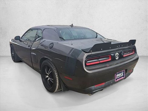 Used 2016 Dodge Challenger R/T Scat Pack w/ Leather Interior Group image 3