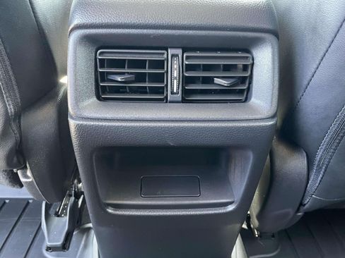Used 2023 Honda CR-V EX-L image 11