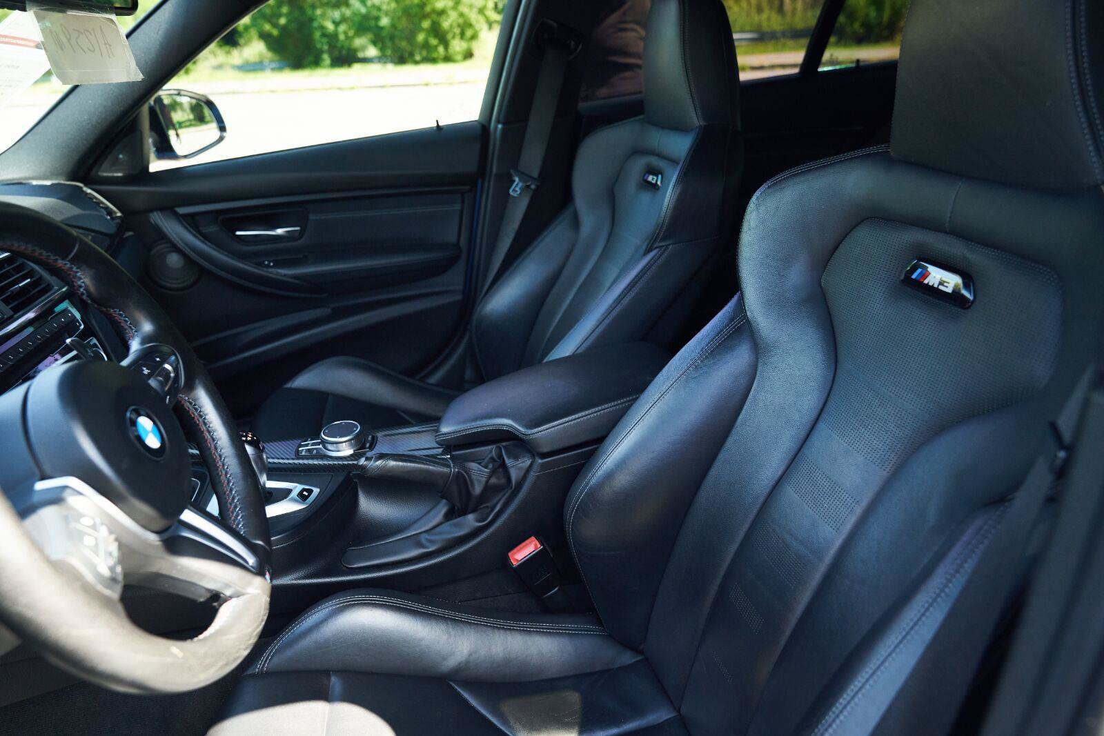 Used 2018 BMW M3 RWD image 48