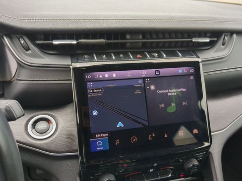 Used 2021 Jeep Grand Cherokee L Limited image 16