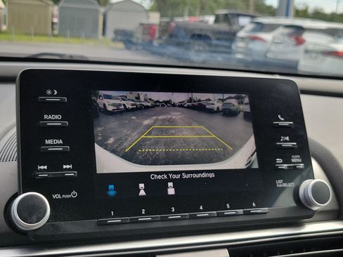 Used 2020 Honda Accord LX image 14