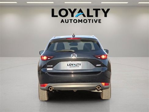 Used 2018 MAZDA CX-5 Touring w/ Preferred Equipment Package image 4