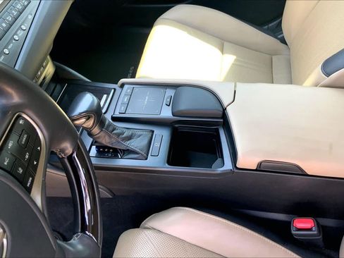 Used 2020 Lexus ES 350 Ultra Luxury w/ Accessory Package 2 FWD image 17