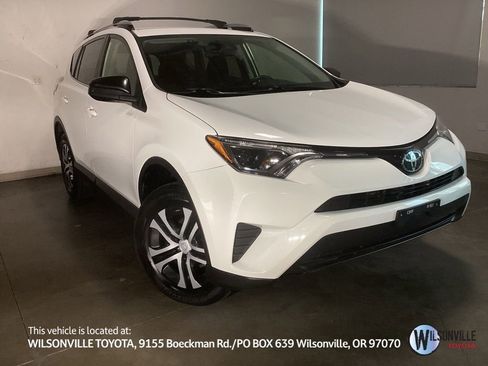 Used 2018 Toyota RAV4 LE w/ All Weather Liner Package image 1