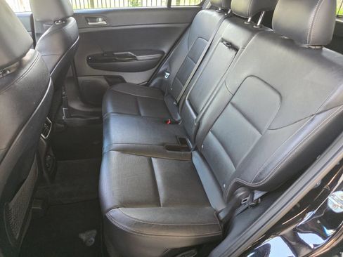 Used 2018 Kia Sportage EX w/ EX Technology Package FWD image 35