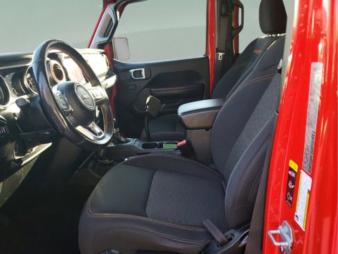 Certified 2022 Jeep Gladiator Mojave w/ LED Lighting Group image 19