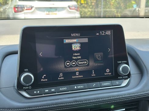 Used 2025 Nissan Rogue SV FWD image 20