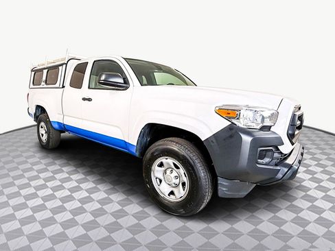 Used 2022 Toyota Tacoma SR image 37