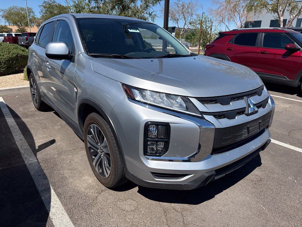 Used 2025 Mitsubishi Outlander Sport ES AWD/4WD image 1