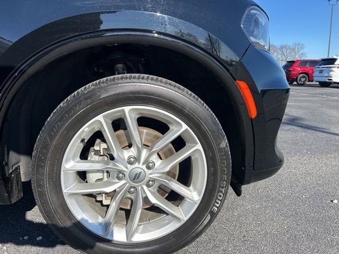 Used 2024 Dodge Durango GT image 32
