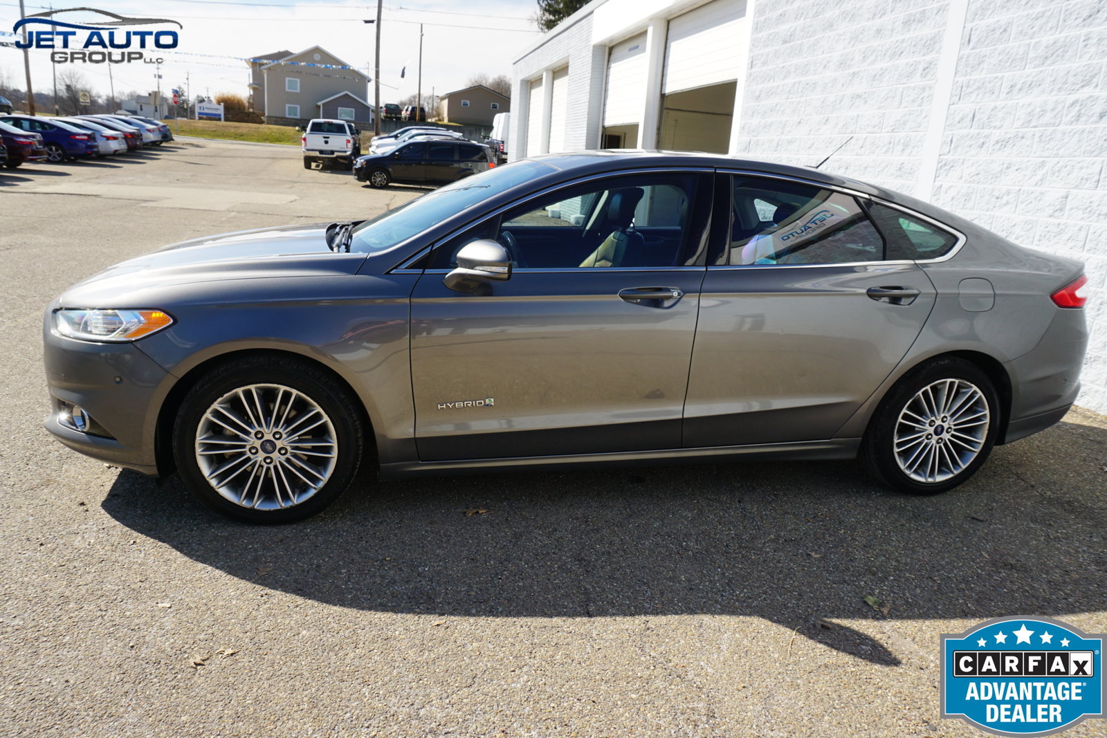 Used 2014 Ford Fusion SE w/ Equipment Group 502A FWD image 4