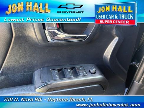 Used 2019 Toyota Tacoma TRD Sport image 26