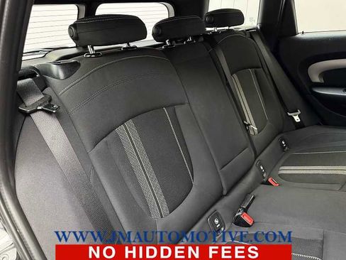 Used 2017 MINI Cooper Clubman S image 18